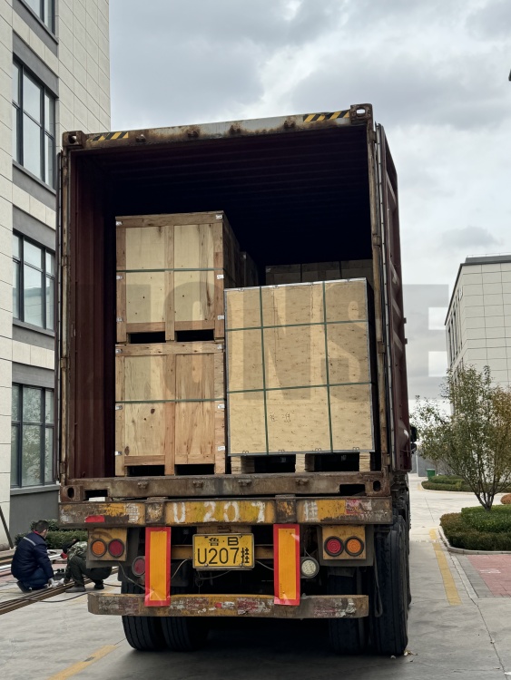 LIONSE - Ежедневни доставки