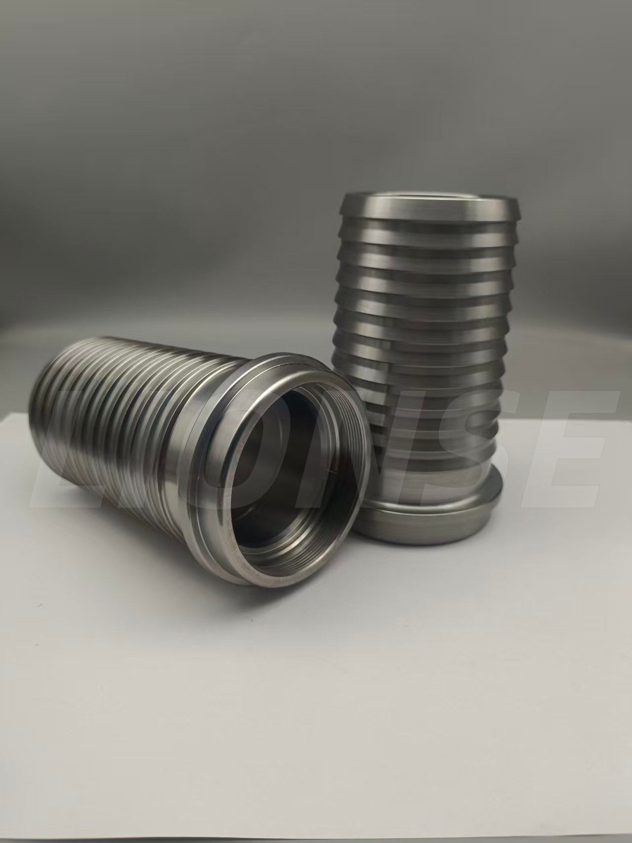 CNC обработка и струговане на детайли от неръждаема стомана